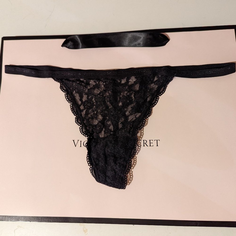 Vintage Victoria's Secret Very Sexy black label V-String Thong
